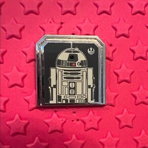 Walt Disney World - 2024 - Trading Pin - R2-BHD
Authentic Pin